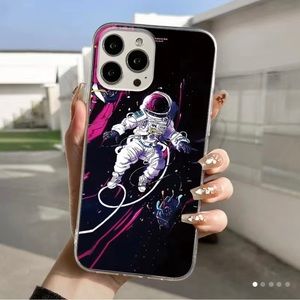 iPhone 13 - Astronaut Graphic Silicone Case